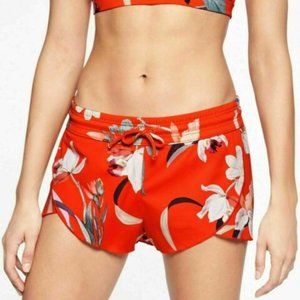 BNWT Athleta Waimea Petal Short - Size Large